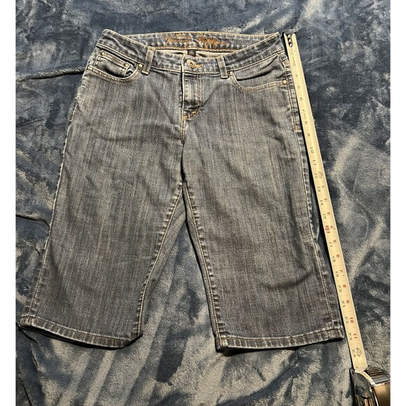 Tommy Hilfiger Capri Jeans Women's Size 4 Light Blue Casual 100% Cotton - Picture 1 of 4